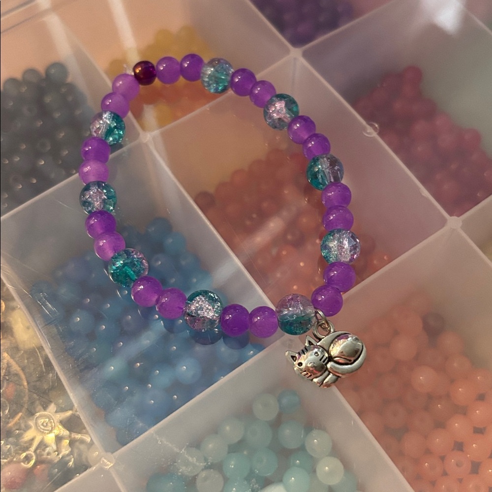 Cat handcrafted bracelet by me 🐈‍⬛💜💙